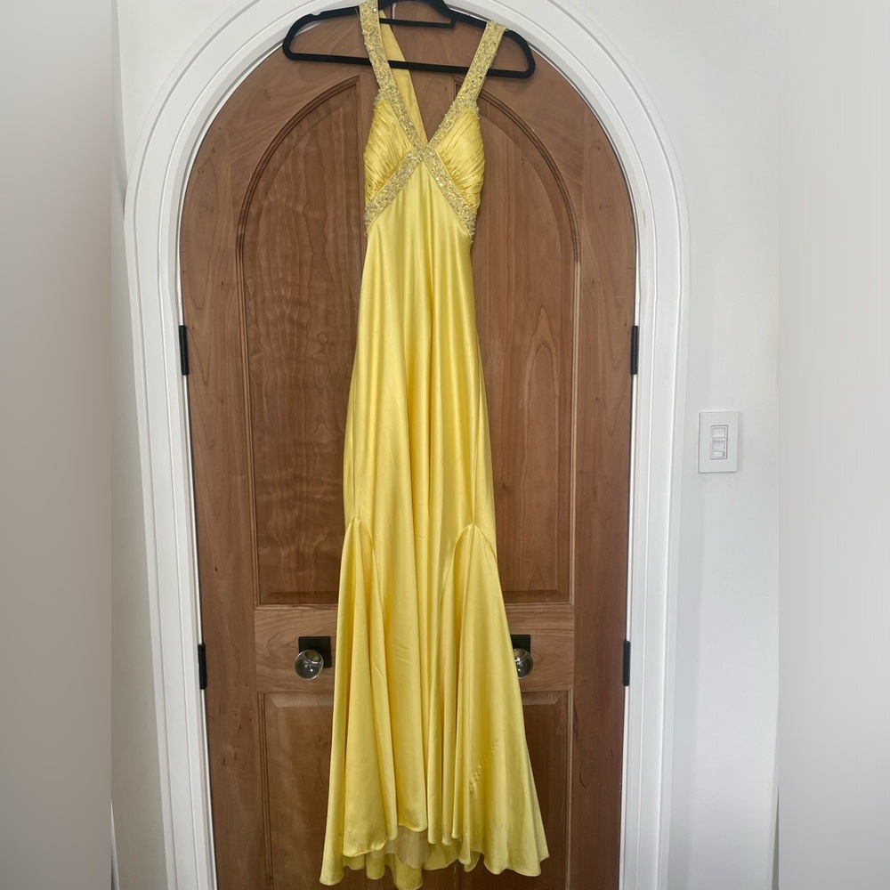 Y2K Yellow Mermaid Formal Dress- Open Back Bead/Peal Detail Excellent Condition